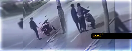 Robo de una moto en Nador captado por una cámara