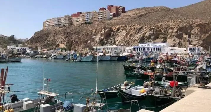 ولد شعيب يوضح بشأن الجدل حول الصيد بالجر بالحسيمة