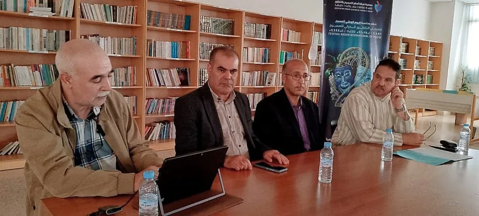 الناظور تحتفي بالدكتور جميل حمداوي في مهرجان المسرح