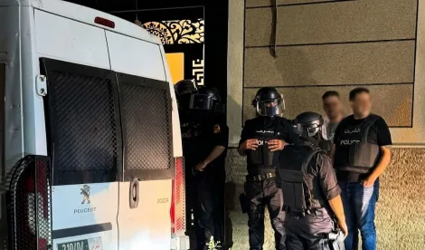 توقيف شخصين بحي عاريض بالناظور في قضية مخدرات