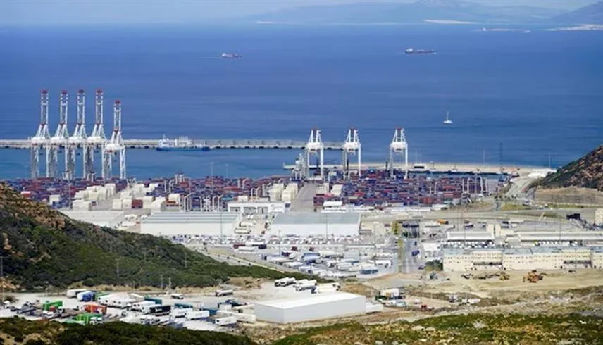 الناظور غرب المتوسط يدخل الخدمة وطنجة المتوسط يستهدف 20 مليون حاوية