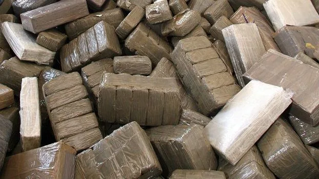 توقيف شاب بالناظور وحجز أزيد من 36 كيلوغراما من المخدرات
