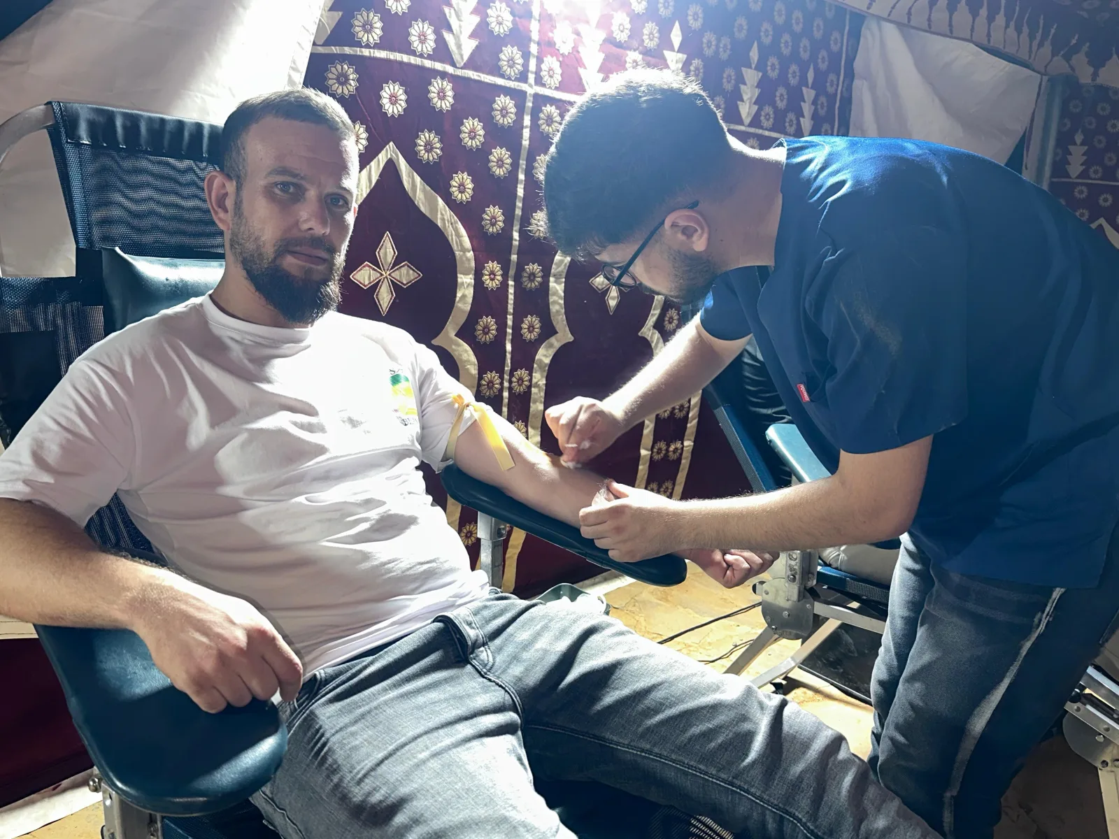 انطلاق حملة كبرى للتبرع بالدم بكورنيش الناظور احتفاء بعيد العرش