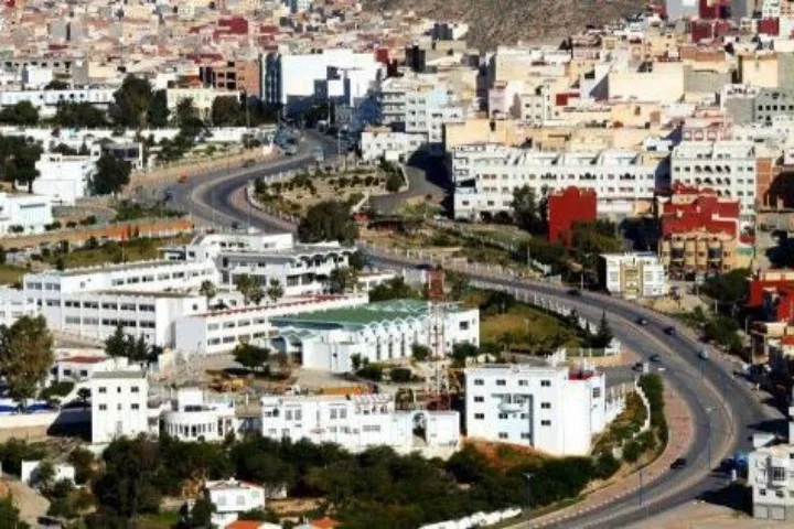 نشطاء بالحسيمة يبحثون الرد على استفزازات إسبانيا