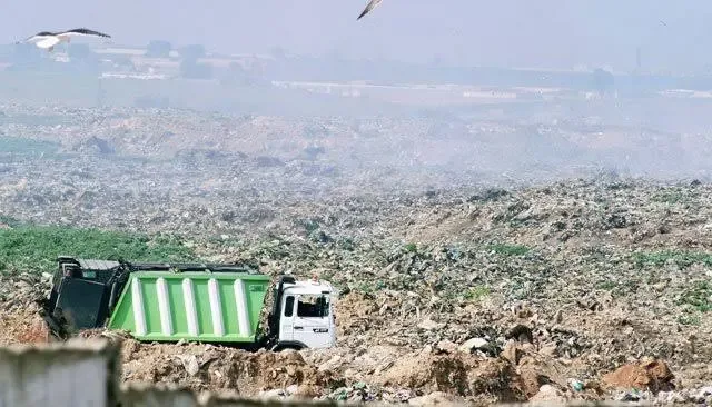 جماعة أولاد ستوت تطالب بإعفائها من فاتورة مطرح النفايات بالناظور