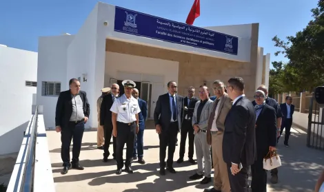 Le gouverneur d'Al Hoceïma visite le siège provisoire de la faculté de droit